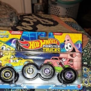 Mattel Hot Wheels SpongeBob Monster Truck - Pink and Black. Sponge Bob & Patrick